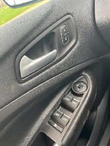 2017 FORD HYBRID C-MAX CAR - Photo 9
