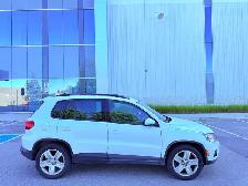 2016 Volkswagen Tiguan 4MOTION 4dr Automatic - Photo 9