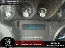 2012 Ford Super Duty F-450 DRW Crew Cab 8 FT Flatbed - Photo 7