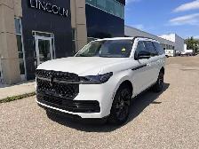 2027 Lincoln Navigator Reserve - Photo 2