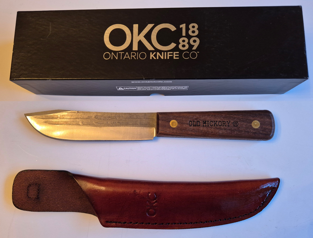 Old Hickory Hunting Knife 5.5' Carbon Steel Blade, Leather Sheat