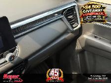 2024 GMC Canyon - Photo 18