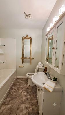 3 Bed  1 Bath House Newmarket | $2,600/mo - Photo 2