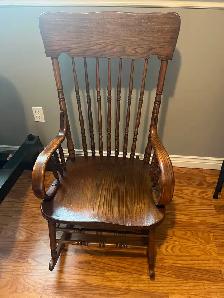 Rocking Chair    Solid Wood
