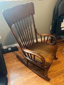 Rocking Chair    Solid Wood - Photo 2