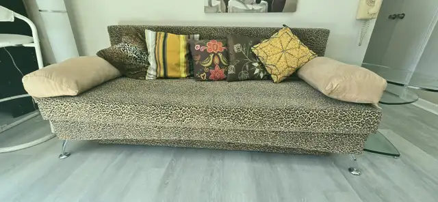 For sale. Sofa, almost new, in good condition.