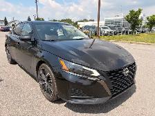 2024 Nissan Altima SR - Photo 3