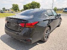 2024 Nissan Altima SR - Photo 6