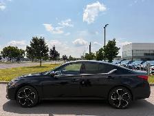 2024 Nissan Altima SR - Photo 8
