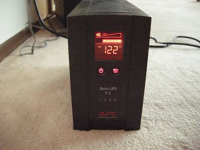 APC – XS1300 – UPS Battery Back Up
