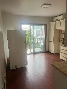 3 1/2 disponible pour août ,Septembre