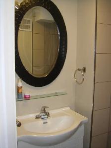 BEAUTIFUL NEW ROOM FOR RENT - Photo 2