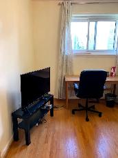 Room for Rent steps to Bessarion Subway Station in Room Rentals - Photo 2