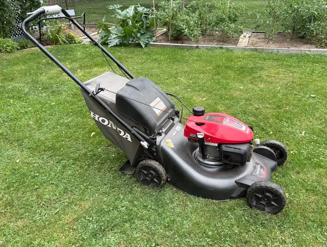 Honda Self-Propelled Lawnmower