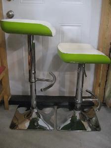 2 Vintage retro hydraulic bar stools - Photo 2