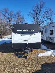 2022 Keystone Hideout 186SS
