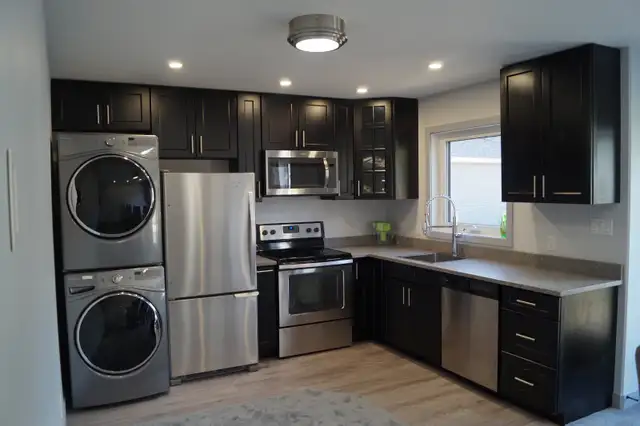 Female U of S Student Luxury Room Rental $635 All Included