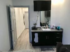 Female U of S Student Luxury Room Rental $635 All Included - Photo 9