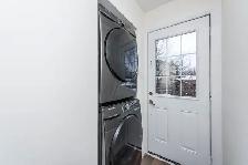Scarborough: $2025/ Mth, 2 bed, Renovated Basement, 1 Month Free - Photo 8