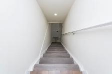 Scarborough: $2025/ Mth, 2 bed, Renovated Basement, 1 Month Free - Photo 10