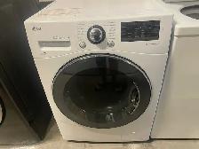 Laveuse seule frontale blanche LG ( remis a neuf )