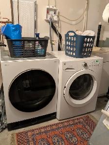 Basement For Rent, One bedroom Apt  with walkout to yard. - Photo 4