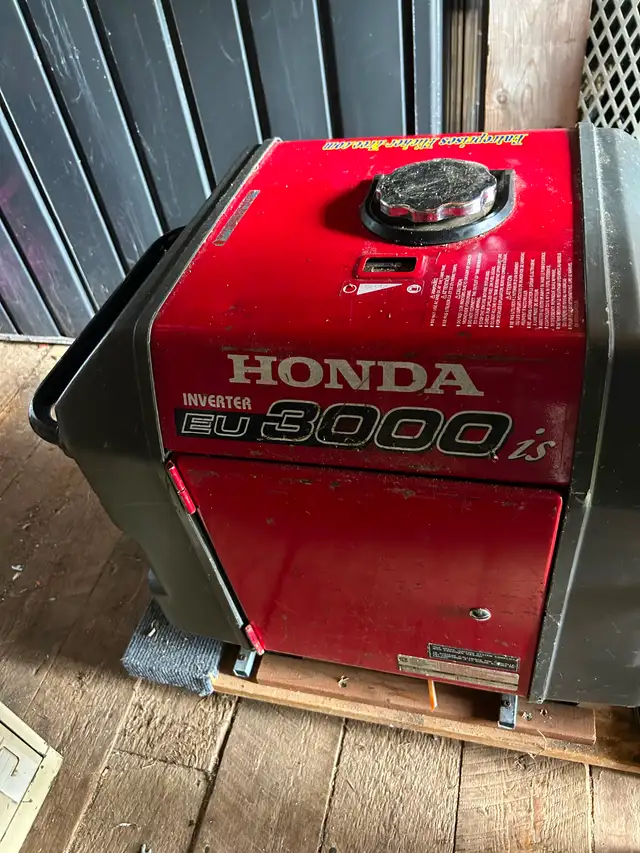Honda eu 3000is inverter generator