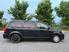 2013 Dodge Grand Caravan 2013 DODGE  GRAND CARAVAN  ,  STOWN GO - Photo 2