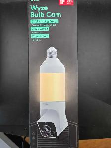 NEW WYZE BULB CAM SECURITY CAMERA