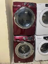 Laveuse sécheuse frontales rouges vin Samsung ( remis a neuf )