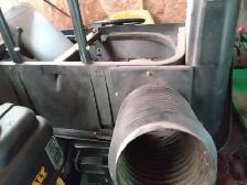 John Deere LT166 lawn tractor STRIPPED FOR PARTS! - Photo 3