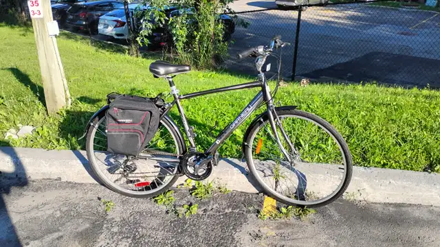 Bicyclette/Bicycle Hybrid LOUIS GARNEAU EXCURSION