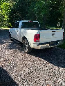 2014 Dodge Ram 1500 eco diesel - Photo 2