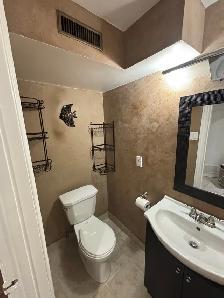Basement apartment for rent - Photo 8