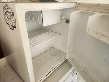 Bar Fridge For Sale - Photo 2