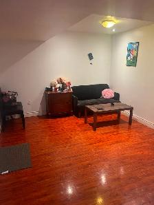 1 bedroom basement for rent Seprate entrance from Sep 1 - Photo 2