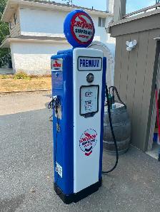 Vintage 1940's Wayne Chevron Gas Pump - Photo 3