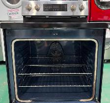 Reconditioned Samsung Glass Top Stove NE59J7630SS/AC (S4368) - Photo 3