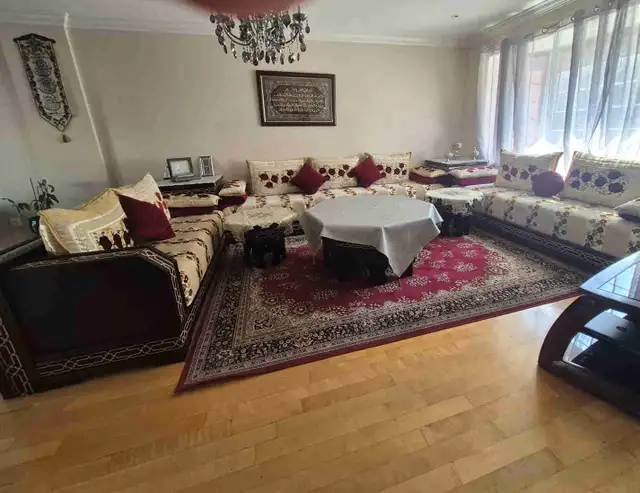À vendre – Magnifique Salon Marocain en Superbe État