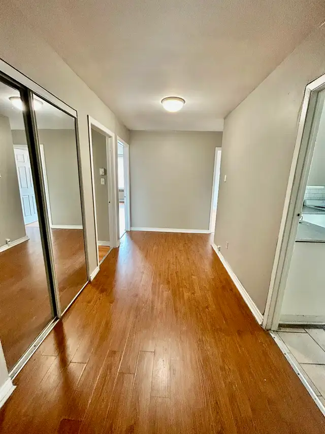 Large , Bright Apartment, one minute from metro