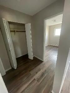 FOR RENT 1 bd apartment - 11916-105 St  Edmonton,AB - Photo 4
