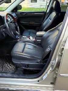 2010 Chrysler 300 Limited - Photo 10