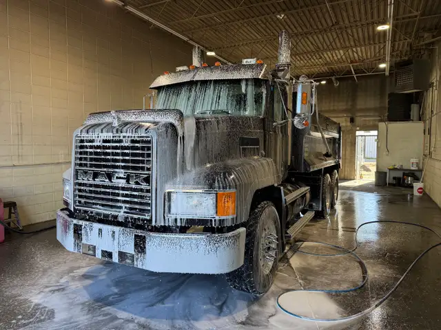 wash bay helper