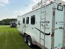 Bison Stratus 3 horse LQ trailer - Photo 2