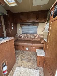 Bison Stratus 3 horse LQ trailer - Photo 8