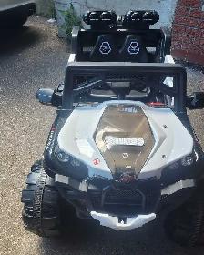 Kids Ride on Jeep / Car - Photo 6