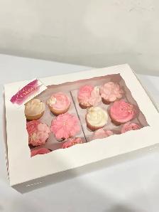 Cupcakes Gift Box , custom cakes, GTA delivery cakes - Photo 4