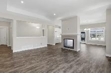 BEAUTIFUL HOME IN MERRITT WITH SWEEPING VIEWS - ONLY 9 YEARS OLD - Photo 4