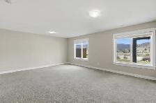 BEAUTIFUL HOME IN MERRITT WITH SWEEPING VIEWS - ONLY 9 YEARS OLD - Photo 9