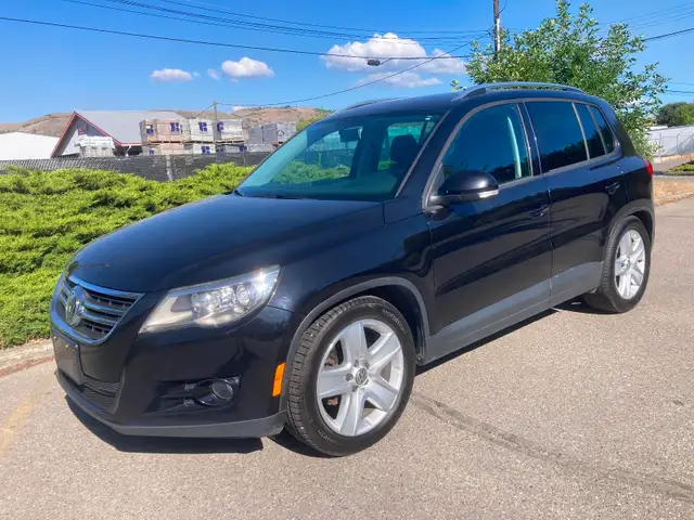 2011 Volkswagen Touareg AWD